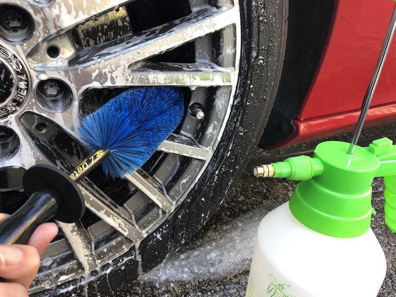 今話題のEZ Detailホイール洗車ブラシは驚くほど汚れが落ちる