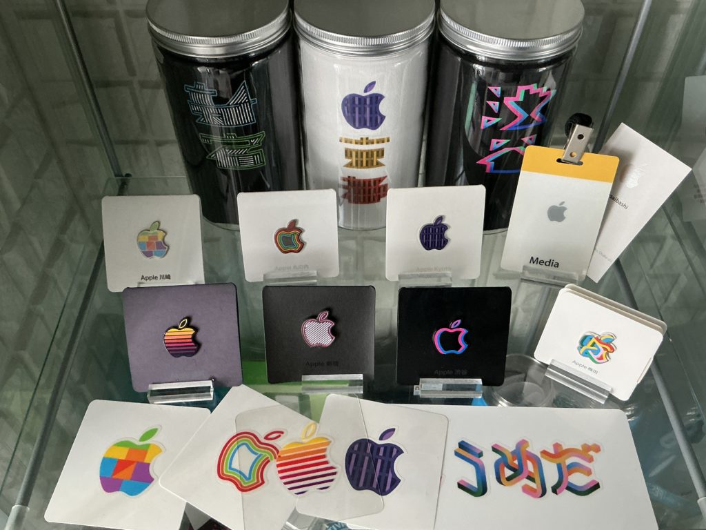 Apple ピンバッチ